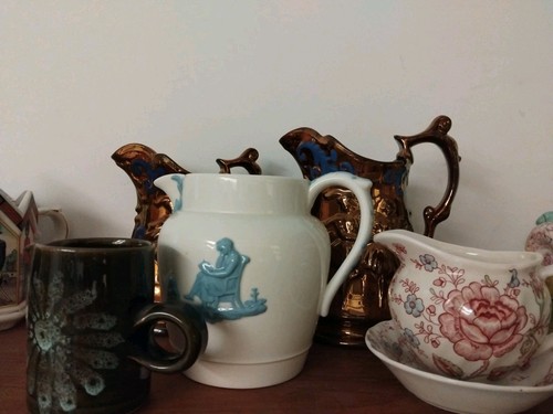 Vintage jugs staffordshire - vintage, x