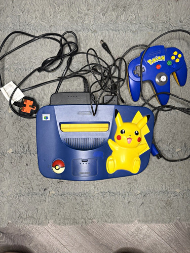 Nintendo limited edition - 64,