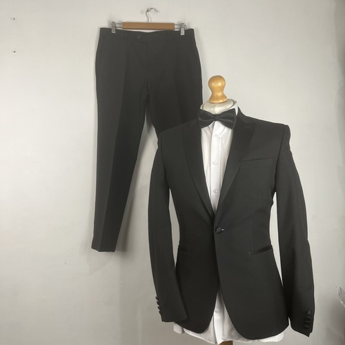 Next tuxedo dinner - next,