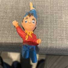 CORGI TOYS 804 NODDY'S CAR" ORIGINAL FIGURE ONLY 1960'S VERSION MISSING ,  BELL 