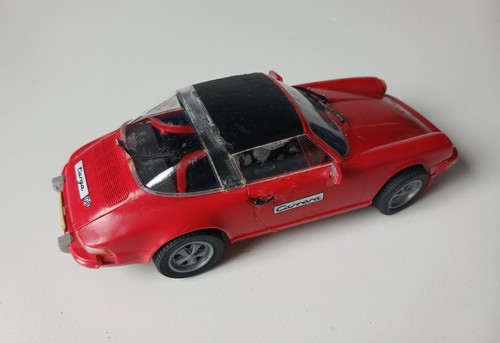 Maisto 1997 red porsche - maisto,