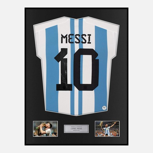 Framed lionel messi signed - lionel,