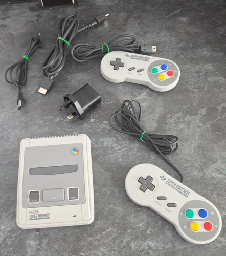 Super nintendo classic - nintendo, mini