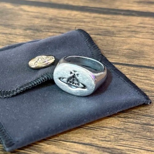 Vivienne westwood seal ring - westwood,
