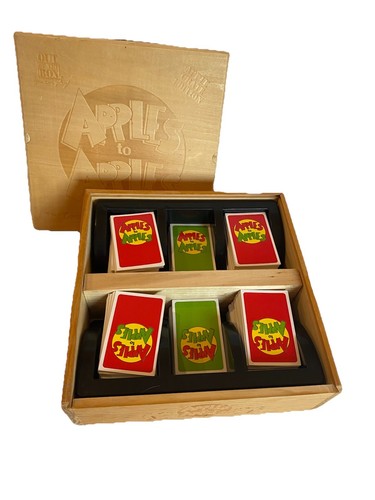 Apples wooden apple - apples, to