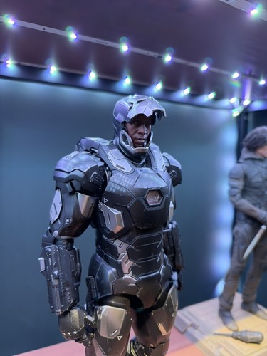 Hot toys war machine - hot,