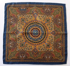 Silk pocket square