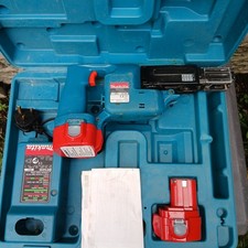 Makita 6835D Cordless 12v Kit Used