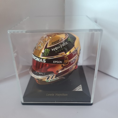 Spark scale mini helmet - 1/5,