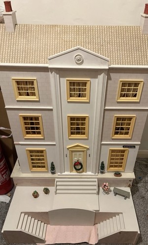 Dolls house emporium - dolls,
