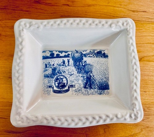 Vintage ceramic shredded wheat - shredded,