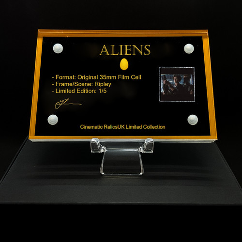Rare aliens 35mm film cell - -,