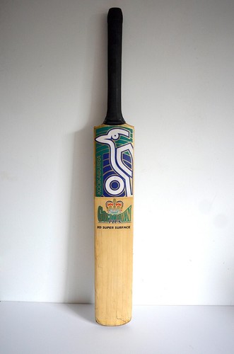 Vintage kookaburra gold crown - kookaburra,
