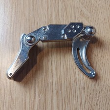 Beyblade Hasbro Takara 2003 Vintage EZ Grip Metal Launcher Attatchment AT BB2 TX