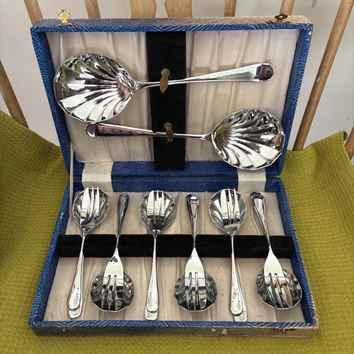 Vintage set chrome plate - of,