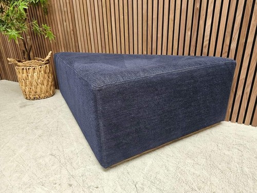 Sofa com astaire triangular - sofa.com,