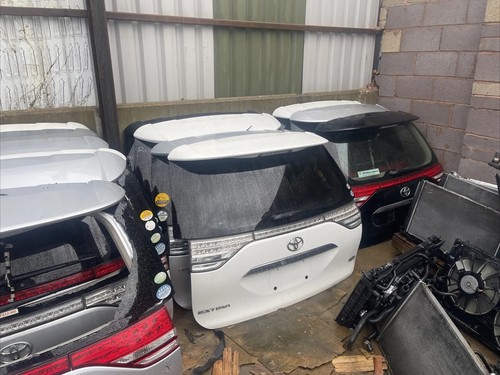 Toyota estima raer - raer, tailgate