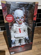Mezco IT Sinister Pennywise