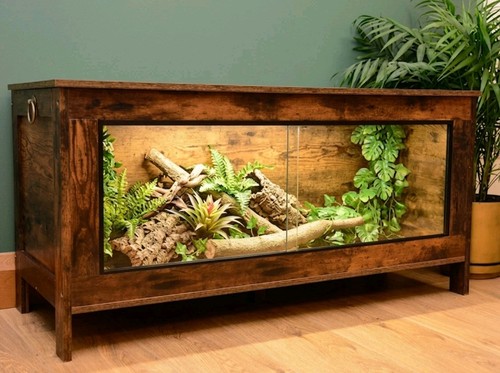 Dark wood vivarium tortoise - wood, vivarium/tortoise