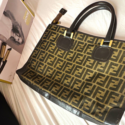 Fendi zucca monogram - fendi,