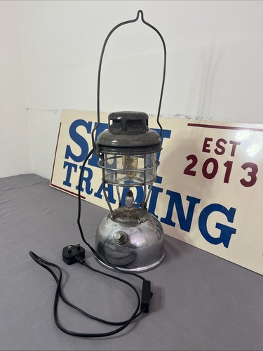 Tilley lamp lantern - /, electric