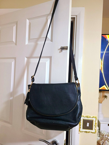 Black leather shoulder bag zip - shoulder,