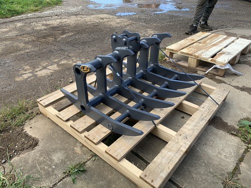 4 ton excavator - 1.5,