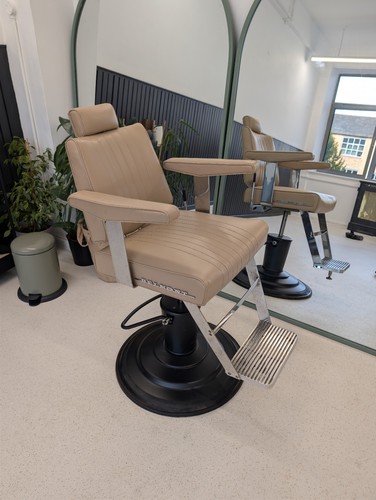Belmont dainty barber - 2,