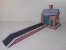 O Gauge Industrial Building