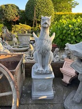 Large Concrete Beaked Griffins