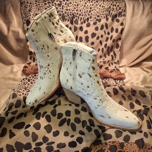 Dolce vita silma gold booties - gold,