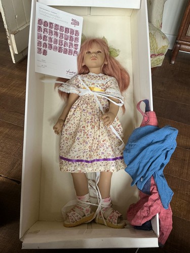 Annette himstedt henni doll - henni,