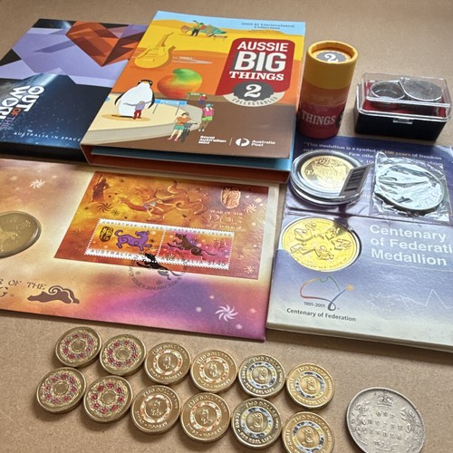 Bluey coloured till - bluey, coins