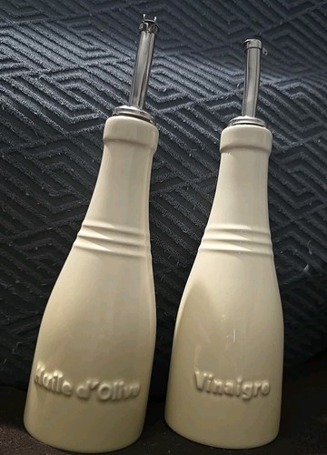 New creuset oil and vinegar - new,