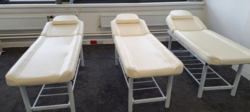 Adjustable beauty couch - couch, bed