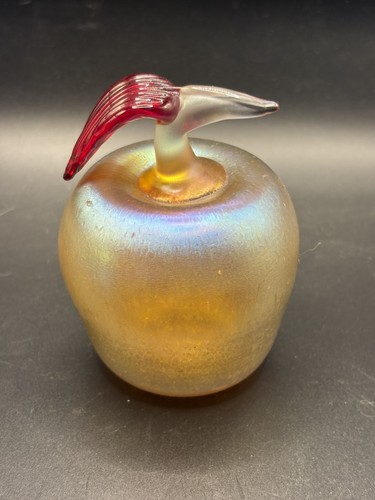 Gold aurene iridescent apple - iridescent,