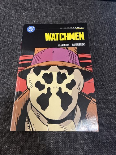 Watchmen compact graphic novel - watchmen,