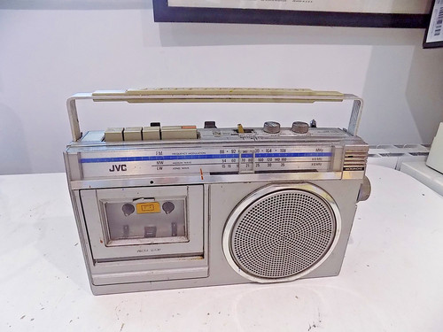 Jvc 250lb radio cassette - radio,