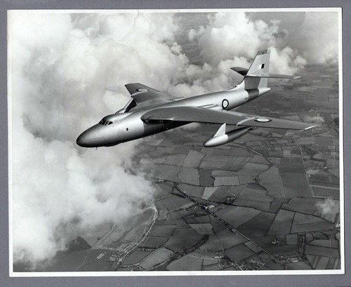 Vickers valiant bomber - vickers,