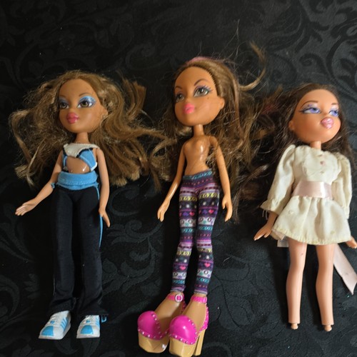 Bratz doll bundle - bundle, (au44)