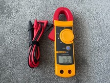 FLUKE 322 Clamp Meter Digital