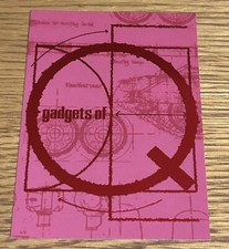 James Bond Golden Eye Q1 Gadgets of Q Chase Card from 1995 Grafitti