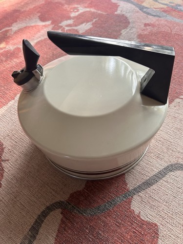 Vintage 70s whistling - uk,