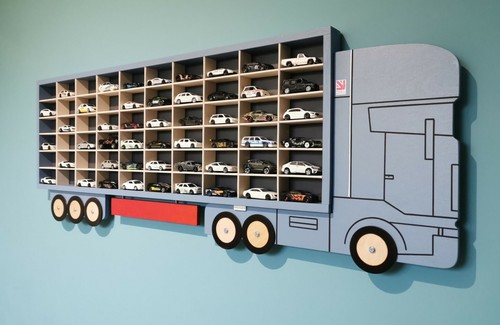 Truck for hot - hot, cars