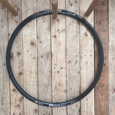 NEW, DT SWISS RIM R460 disc brake, 28 hole, 700c, tubeless, black