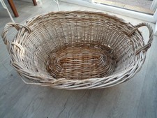 VINTAGE  LARGE WICKER  LAUNDRY LOG BASKET