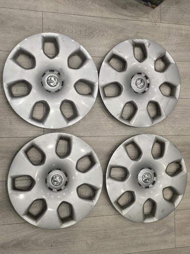 Vauxhall wheel trims hub - wheel,