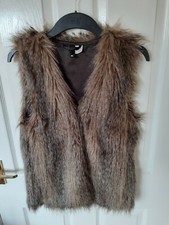 H&M faux fur gilet. Size 10