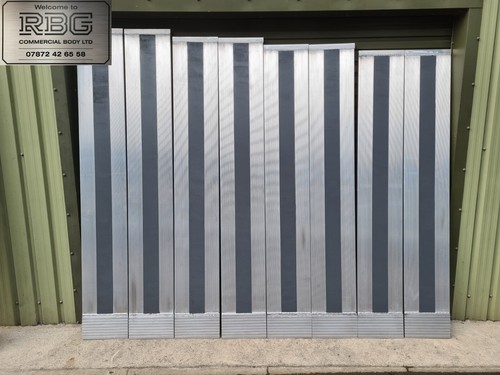 Car transporter loading ramps