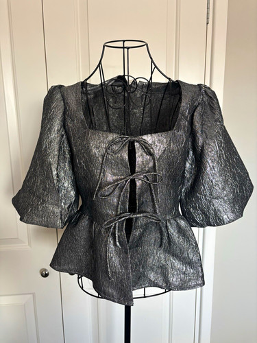 Silver metallic puff - h&m, short